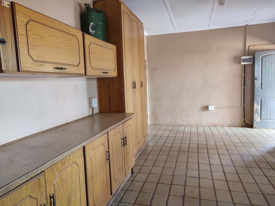 4 Bedroom Property for Sale in Zeerust North West